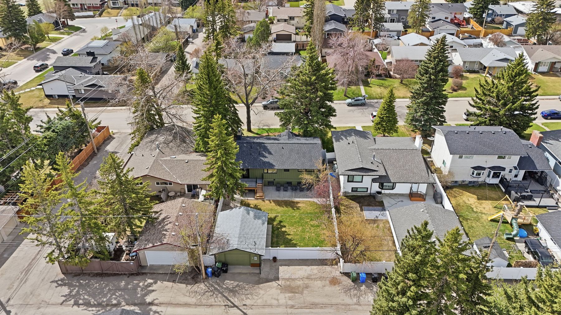 Aerial — Lake Sylvan Place enclave